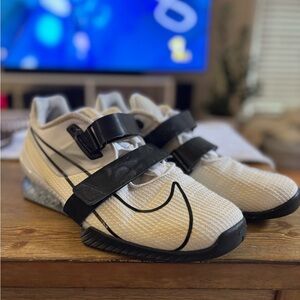 Nike Romaleos 4 Weightlifting Shoes White/White/Black Men’s Size CD3463-101